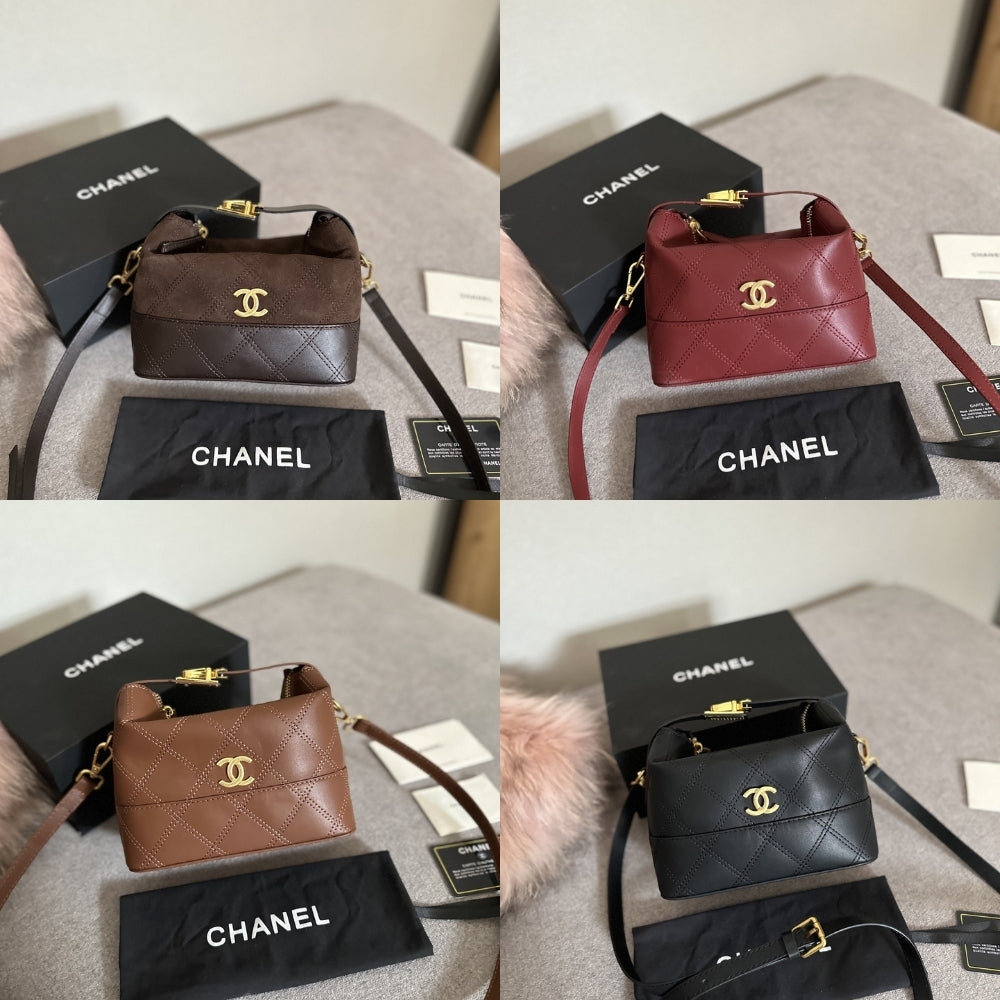 Chanel Clutch With Chain Quilted Leather Black 19cm