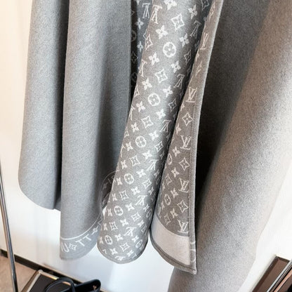 Louis Vuitton Monogram Cape Grey And White