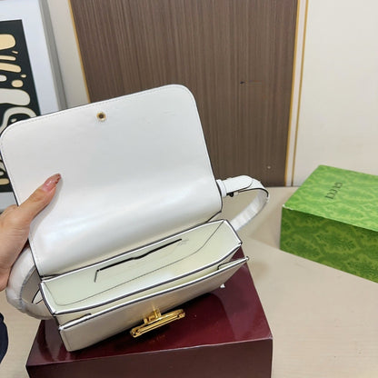 Gucci Siena Small Shoulder Bag Ivory 21Cm