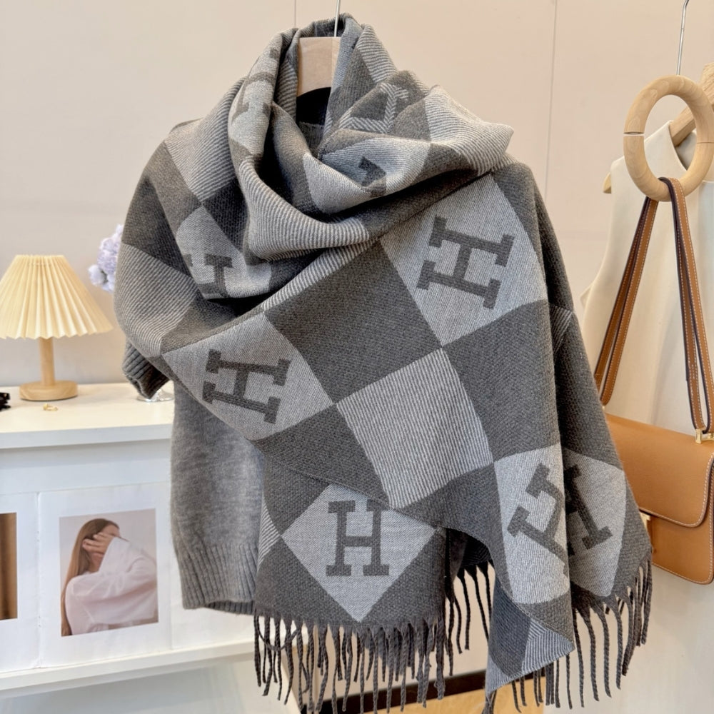Hermès Diamond H Logo Wool Shawl Gray 180Cm