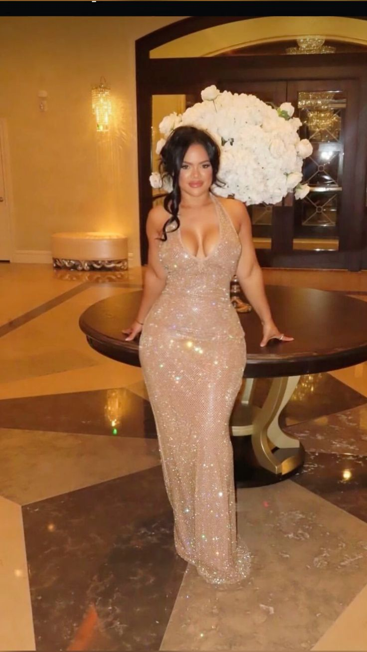 Shiny Halter V Neck Champagne Sequin Mermaid Party Dress Formal Birthday Prom Gown