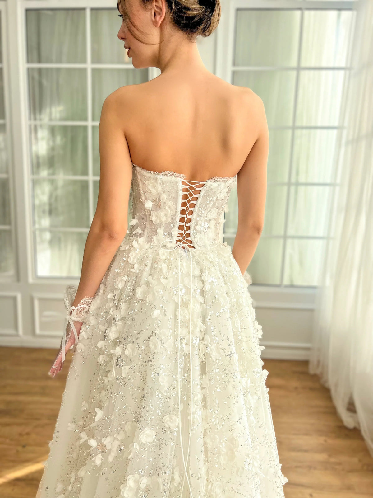 Elegant Ivory Strapless Sweetheart 3D Floral Sparkly Mermaid Detachable Tulle Beaded Long Train Wedding Dress TP5907