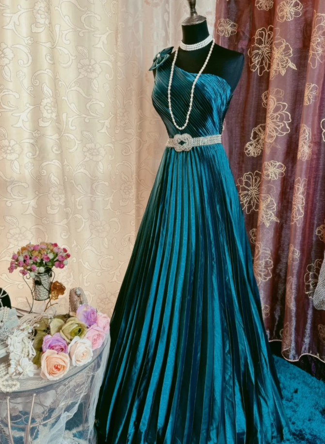 Vintage One Shoulder Peacock Blue Satin Pleated Beaded A Line Long Party Dress Prom Gowns SP1950
