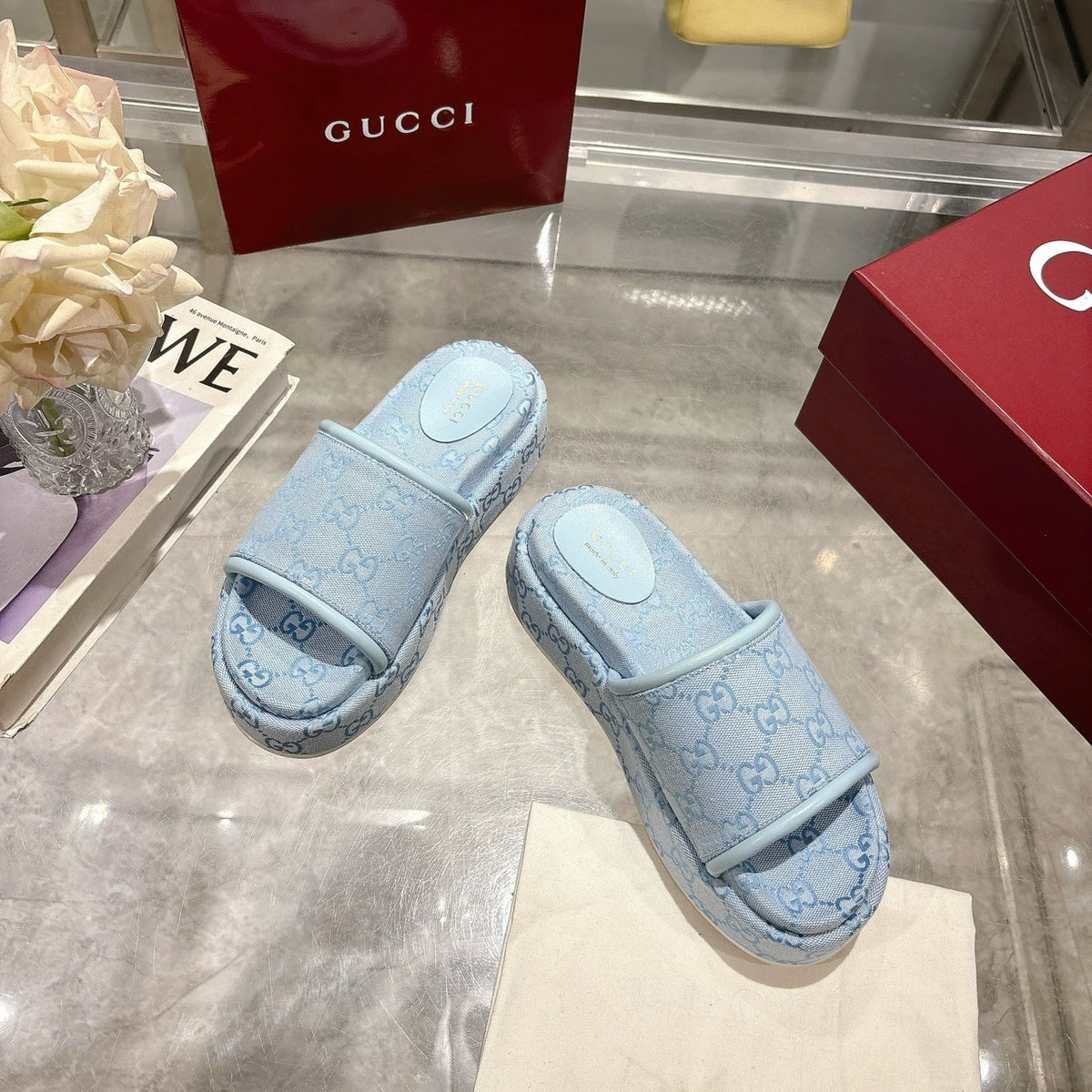GUCCI WOMEN’S GG PLATFORM SANDAL LIGHT BLUE ‎816797 FAD9D 4952