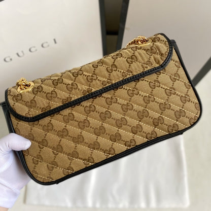 Gucci GG Marmont Shoulder Bag Beige And Black 26Cm 443497 HVKEG 9772