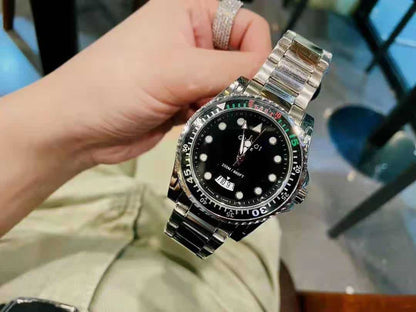 Gucci Dive Xl Black Dial Watch 45Mm