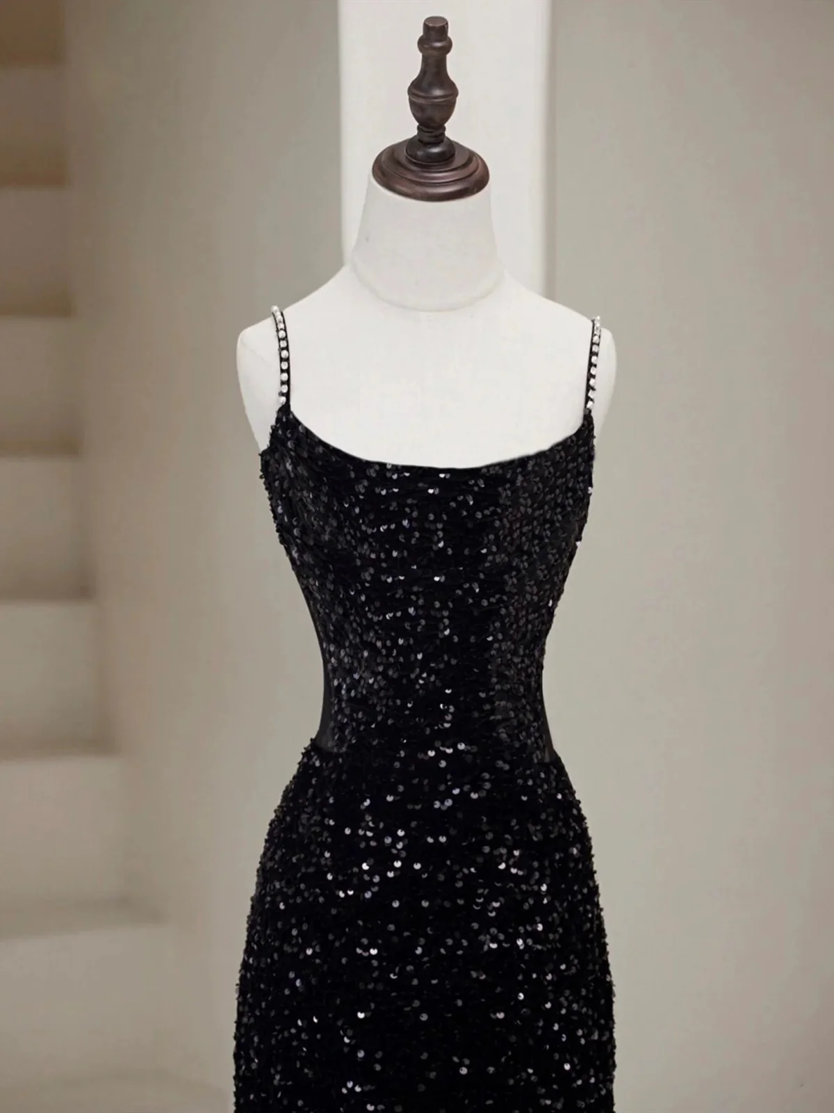 Delicate Black Mermaid Square  Sequins Long Prom Dresses GG008