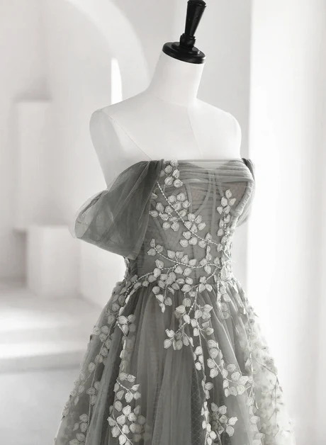Chic A Line Off The Shoulder Sweetheart Light Grey Tulle Lace Applique Long Prom Dresses, Evening Dress  GG243