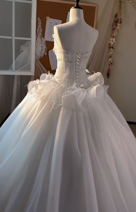 Obsessed White  Ball Gown Strapless Tulle Sequin Beaded Without Sleeves Long Prom Dress,Evening Dress GG5523