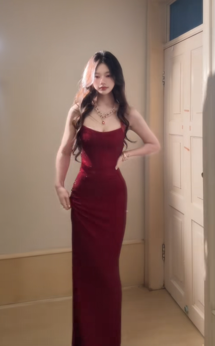Sexy Mermaid Spaghetti Straps Burgundy Satin Sequin Without Sleeves Long Prom Dress,Evening Dress GG5642