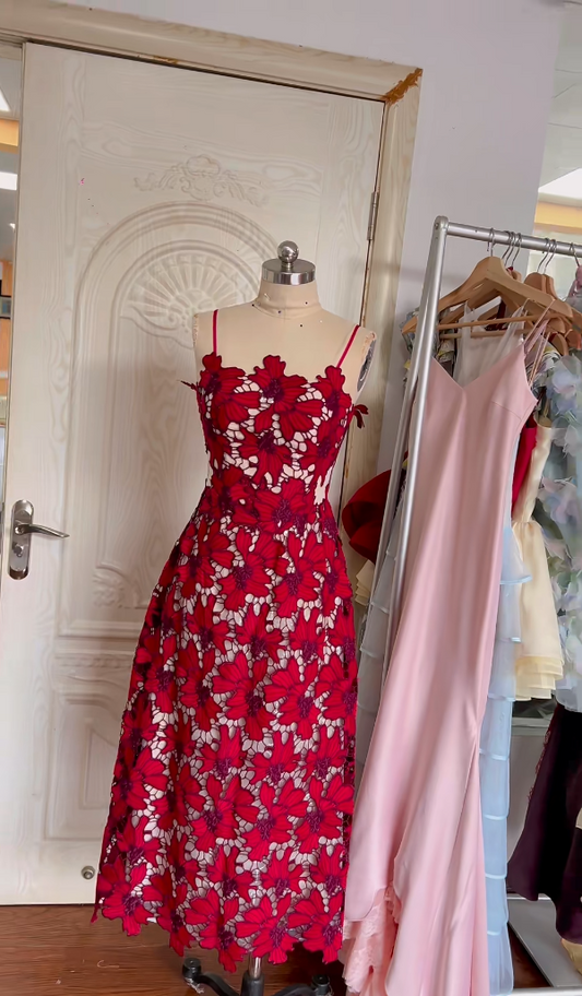 Charming Spaghetti Straps A-Line Prom Dress Appliques Long Evening Dress GG5828