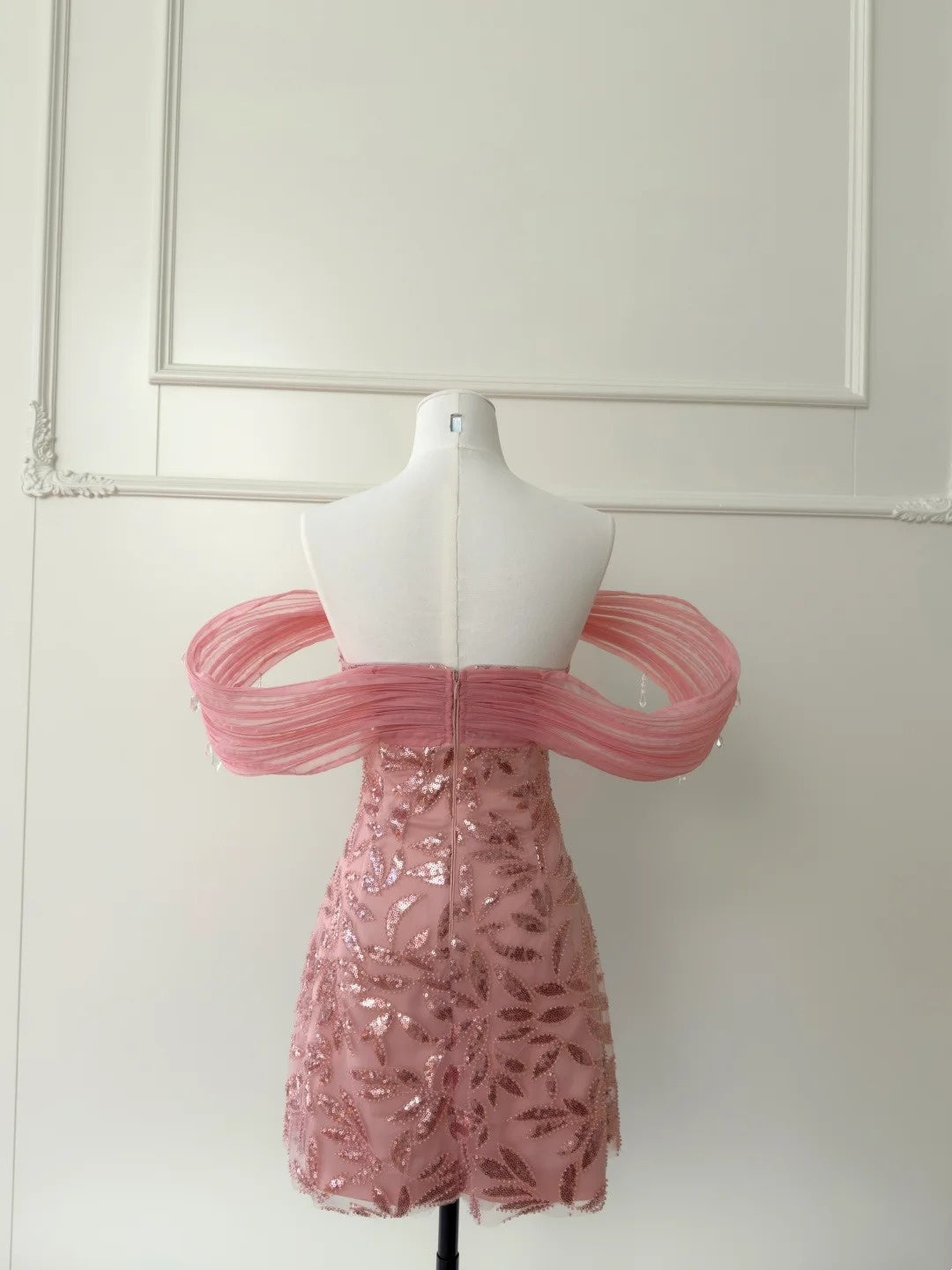 Adorable Off-The-Shoulder Homecoming Dress Pink Short Birthday Dress Sequins Crystals Mini Dress GG5834