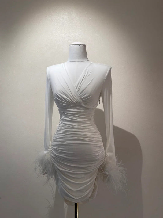 Charming White Homecoming Dress V Neck Long Sleeve Birthday Dress Feather Mini Dress GG5867