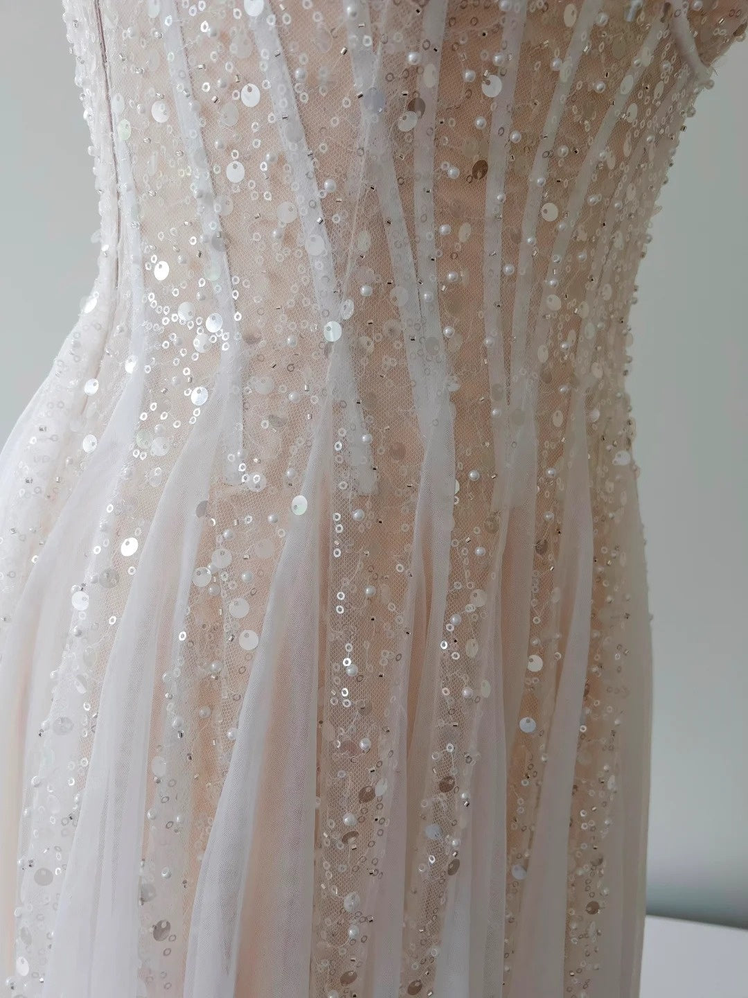 Glittering Spaghetti Straps Prom Dress Sequins Tulle A-Line Long Evening Dress GG5869