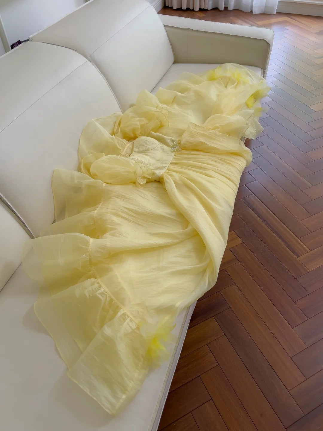 Chic Short Sleeve Yellow Prom Dress Ruffles Tulle A-Line Evening Dress GG5881