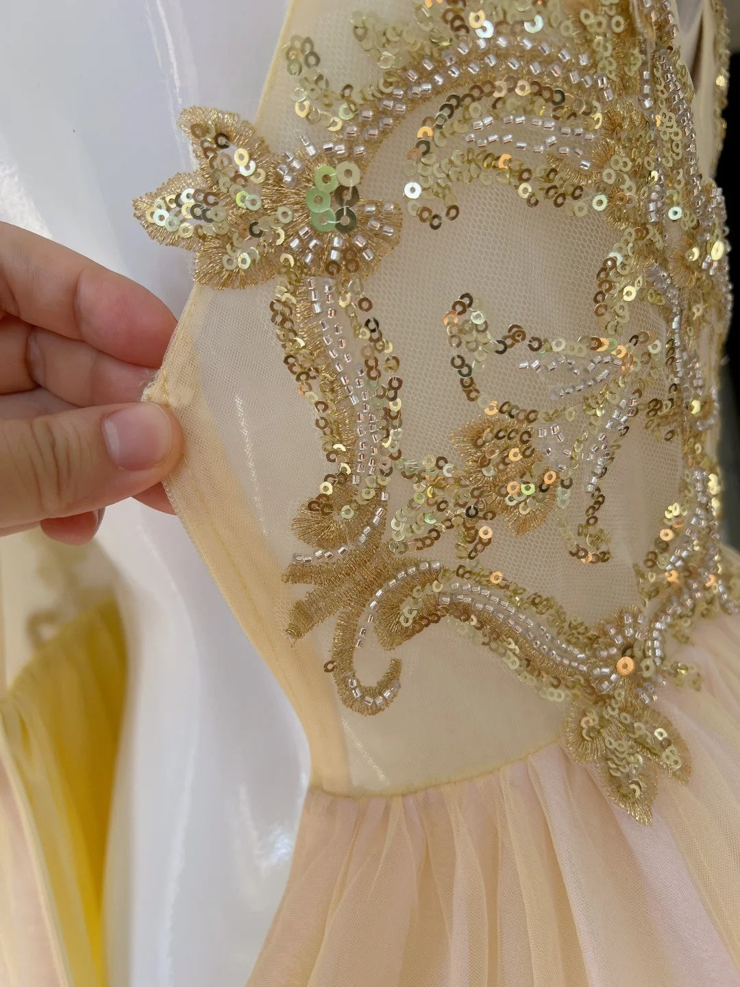 Sparkly Spaghetti Straps Tulle Prom Dress Sequins A-Line Evening Dress GG5904