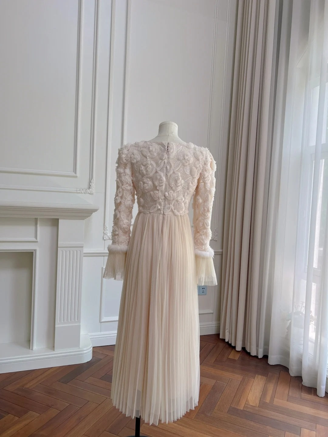 Charming Floral Pleated Prom Dress Long Sleeve A-Line Evening Dress GG5909