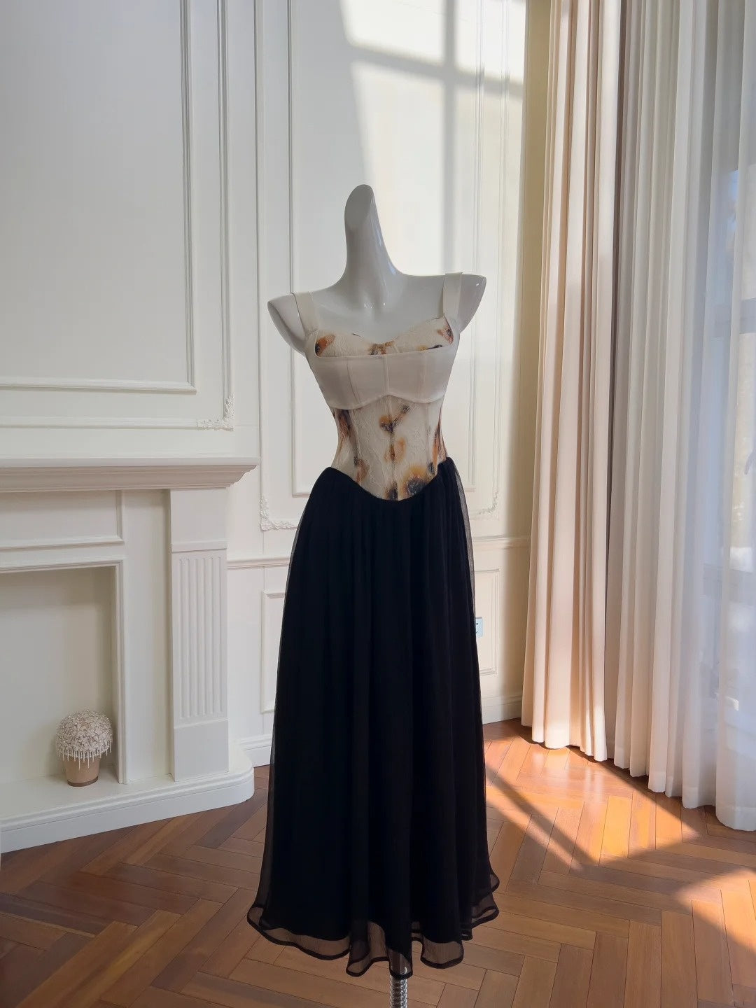 Unique Spaghetti Straps Black Tulle Prom Dress Lace A-Line Evening Dress GG5925