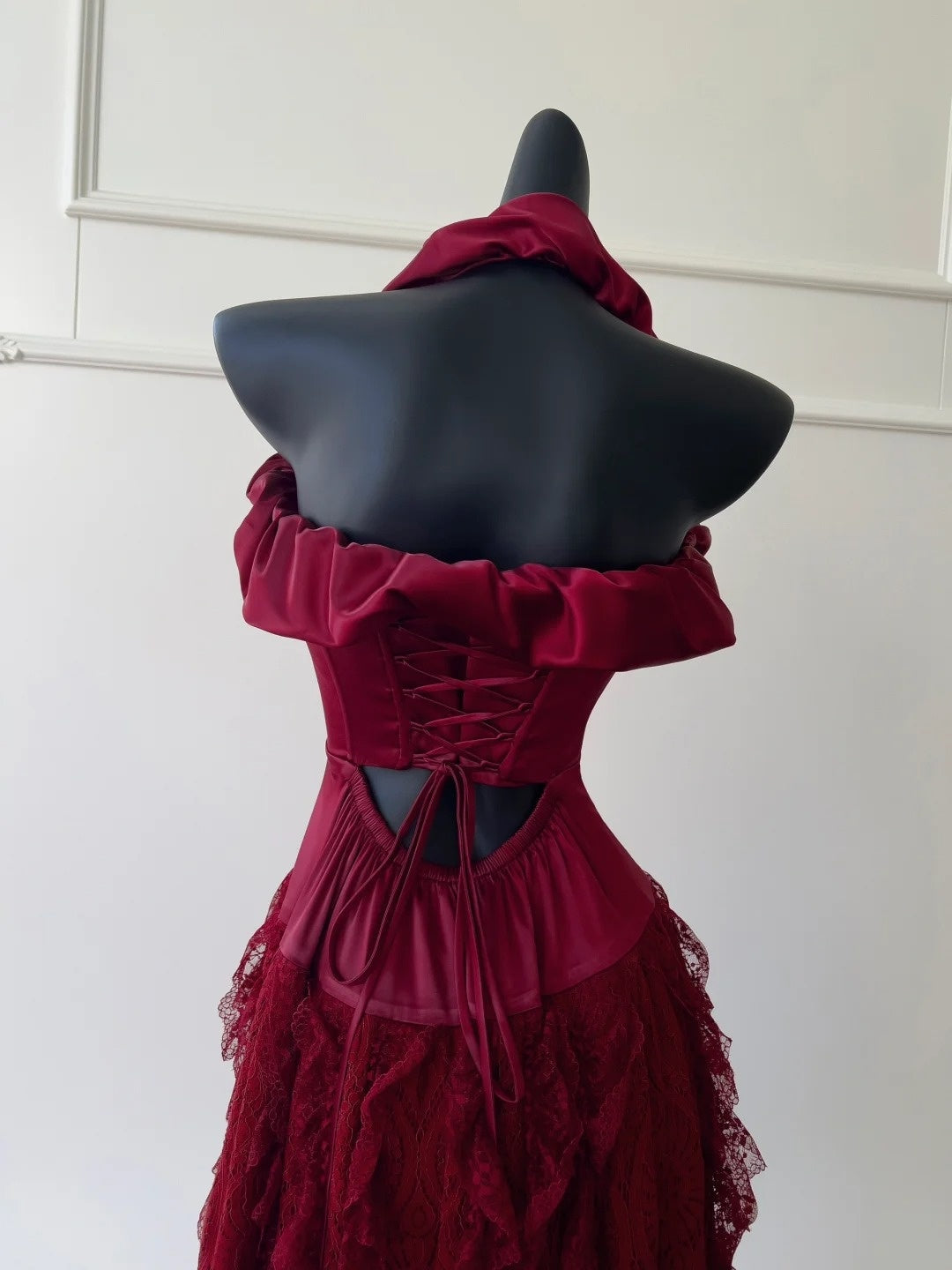 Alluring Halter Neck Burgundy Prom Dress Ruffles Lace A-Line Evening Dress GG5947