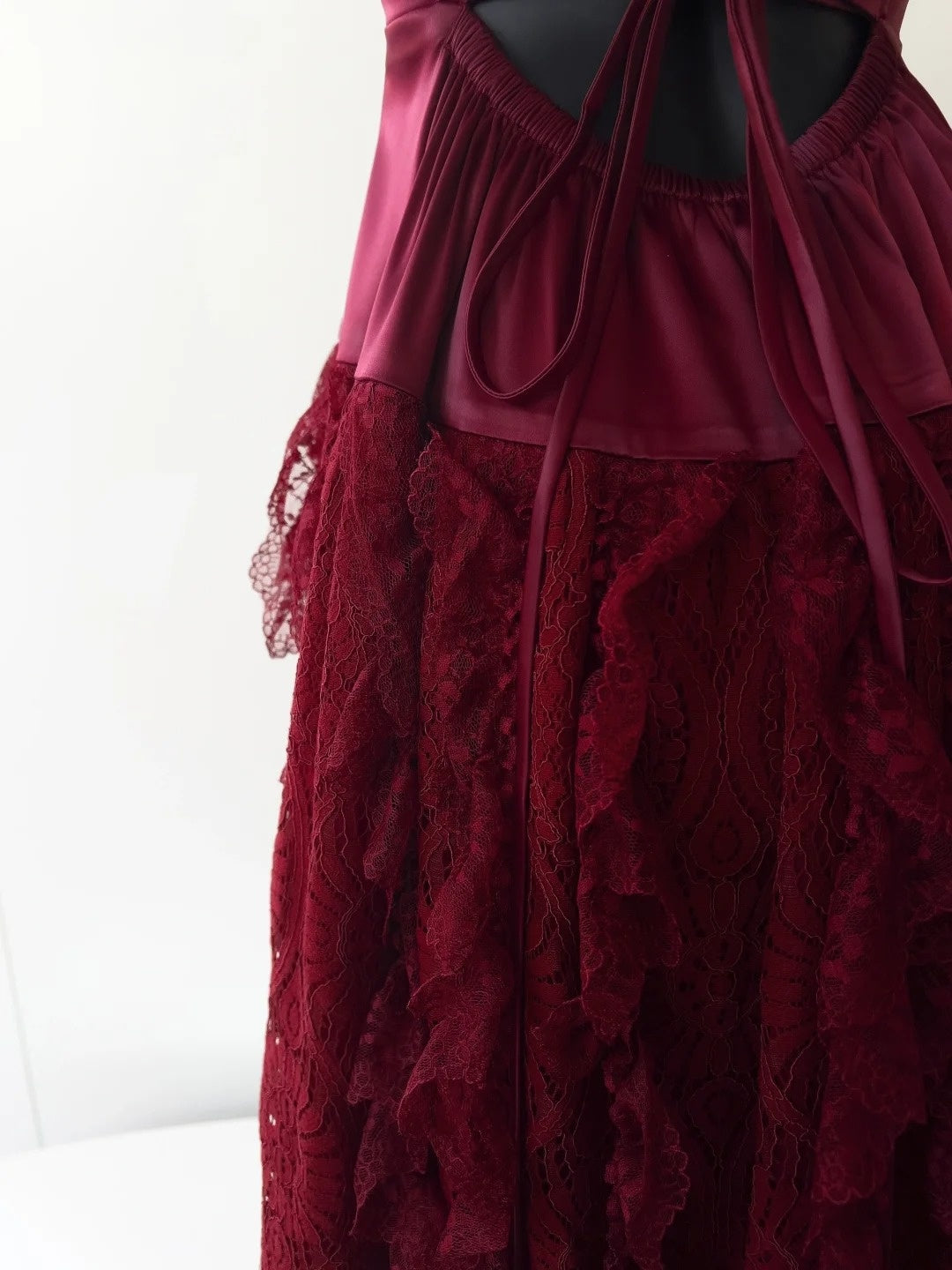 Alluring Halter Neck Burgundy Prom Dress Ruffles Lace A-Line Evening Dress GG5947