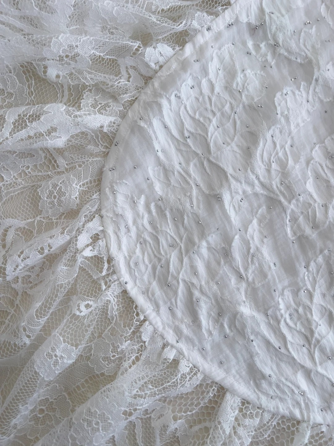 Eelgant Spaghetti Straps White Homecoming Dress Beading Sequins A-Line Birthday Dress GG5948