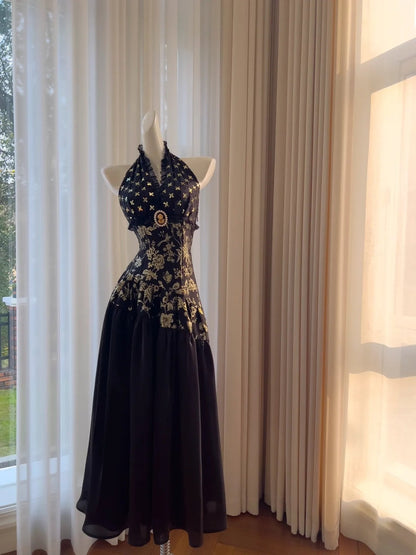 Playful Halter Neck Black Prom Dress Sequins Jaquard A-Line Evening Dress GG5965