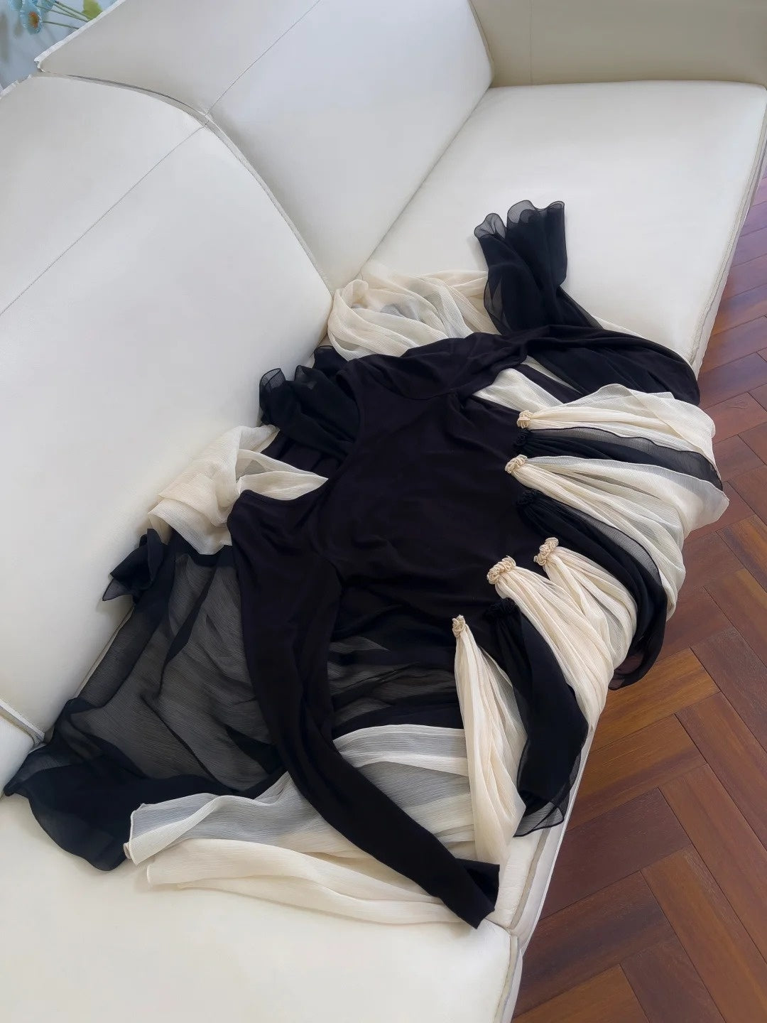 Unique Black Prom Dress Long Sleeve Chiffon A-Line Evening Dress GG5980