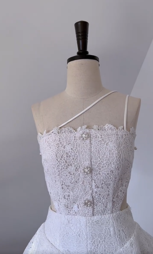 Trendy Spaghetti Straps White Homecoming Dress Lace Cutout A-Line Birthday Dress GG5993
