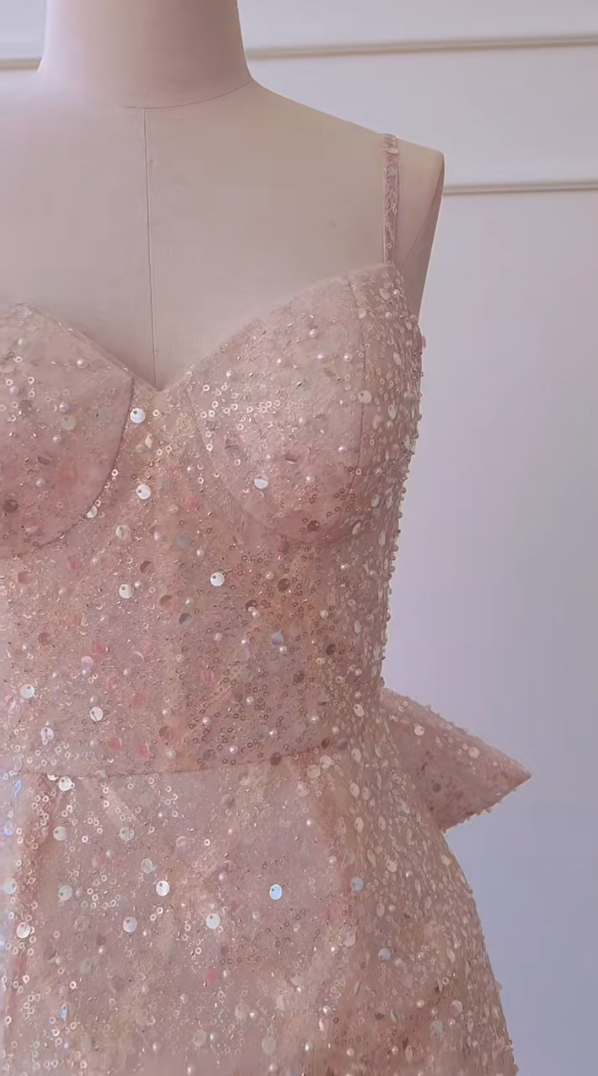 Glittering Spaghetti Straps Light Pink Homecoming Dress Bow Train Sequins Sheath Birthday Dress GG5994