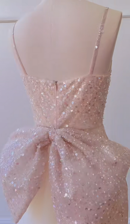 Glittering Spaghetti Straps Light Pink Homecoming Dress Bow Train Sequins Sheath Birthday Dress GG5994