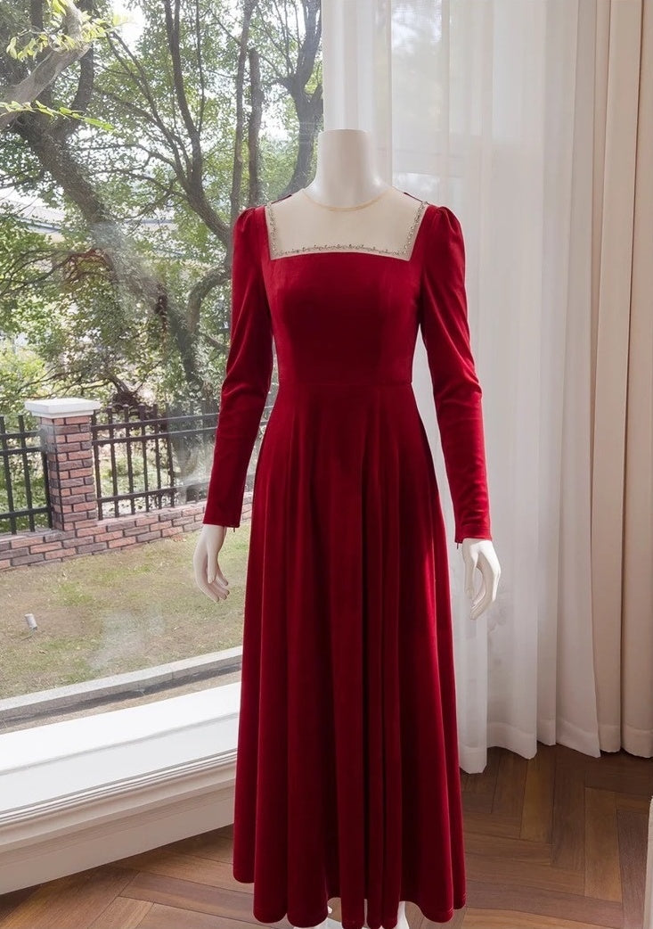 Chic Illusion Neck Red Prom Dress Long Sleeve Beading A-Line Evening Dress GG5996