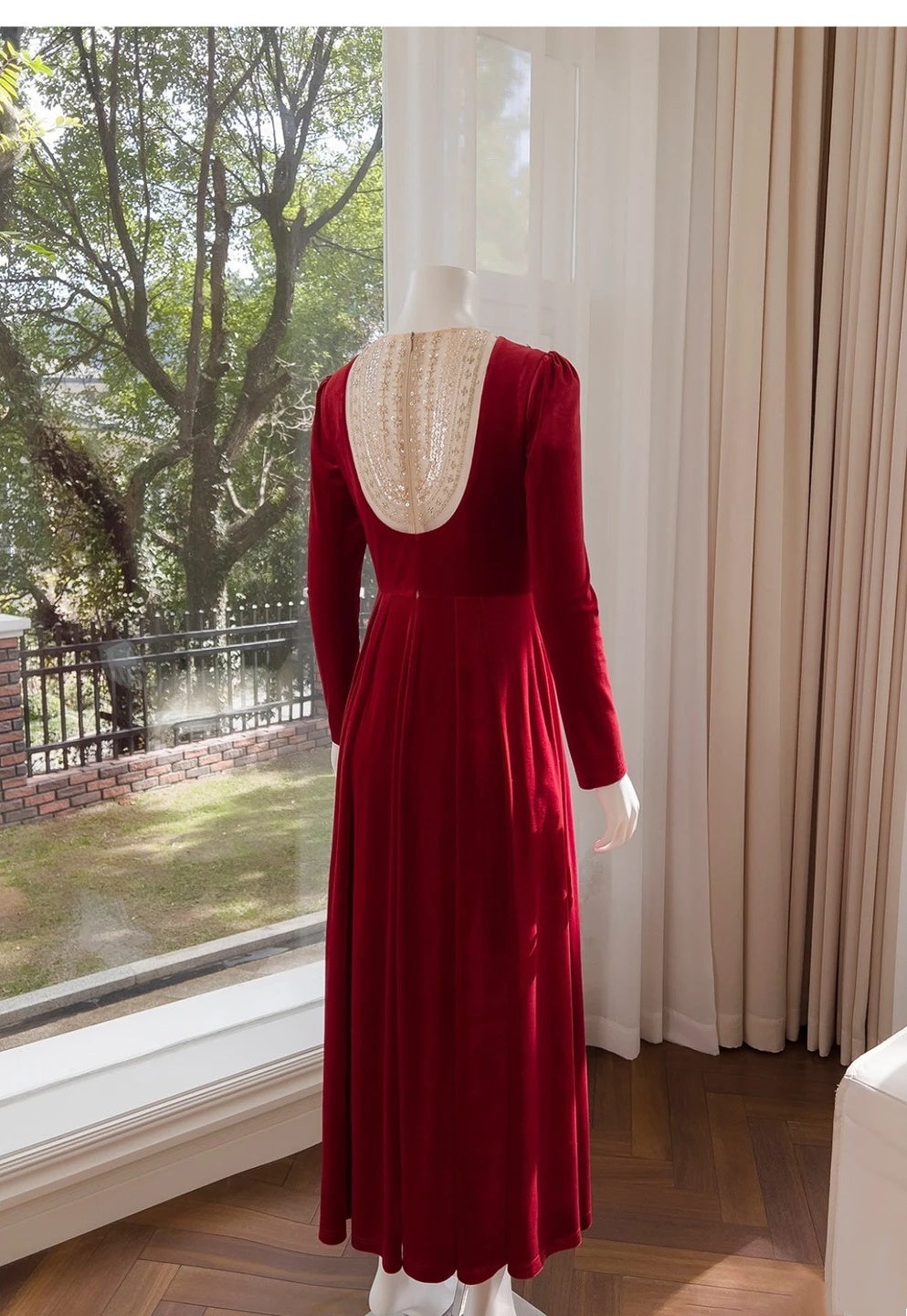 Chic Illusion Neck Red Prom Dress Long Sleeve Beading A-Line Evening Dress GG5996