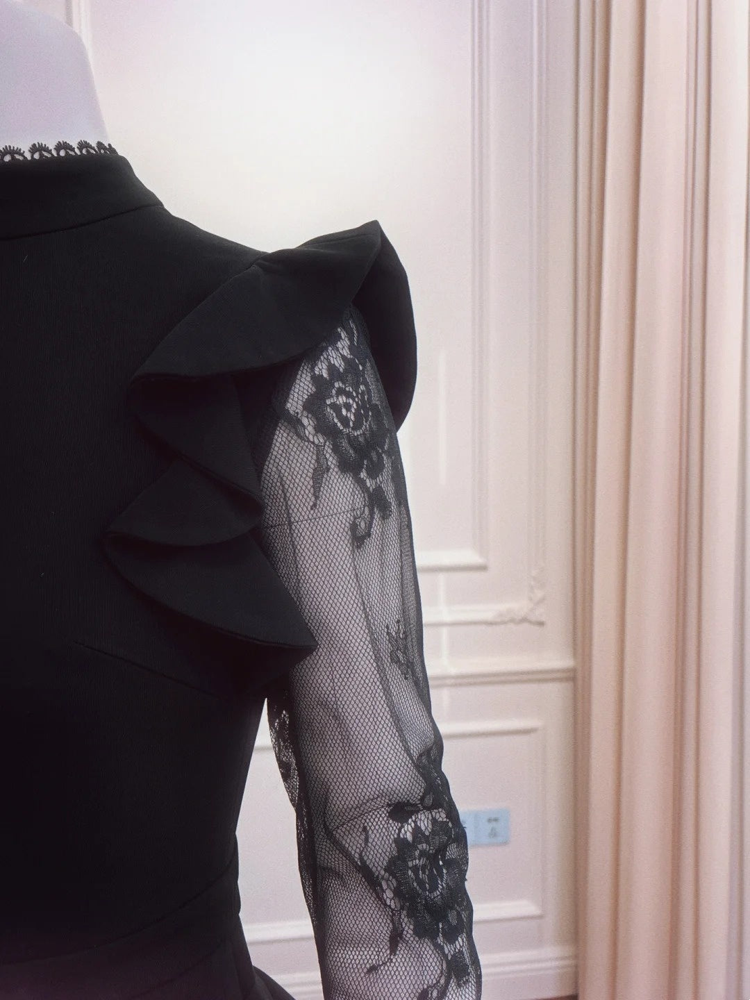 Alluring Long Sleeve Black Homecoming Dress Lace Cutout A-Line Birthday Dress GG5998