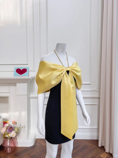 Charming Halter Neck Black Homecoming Dress Beaded Sheath Birthday Dress GG6007