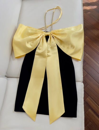 Charming Halter Neck Black Homecoming Dress Beaded Sheath Birthday Dress GG6007