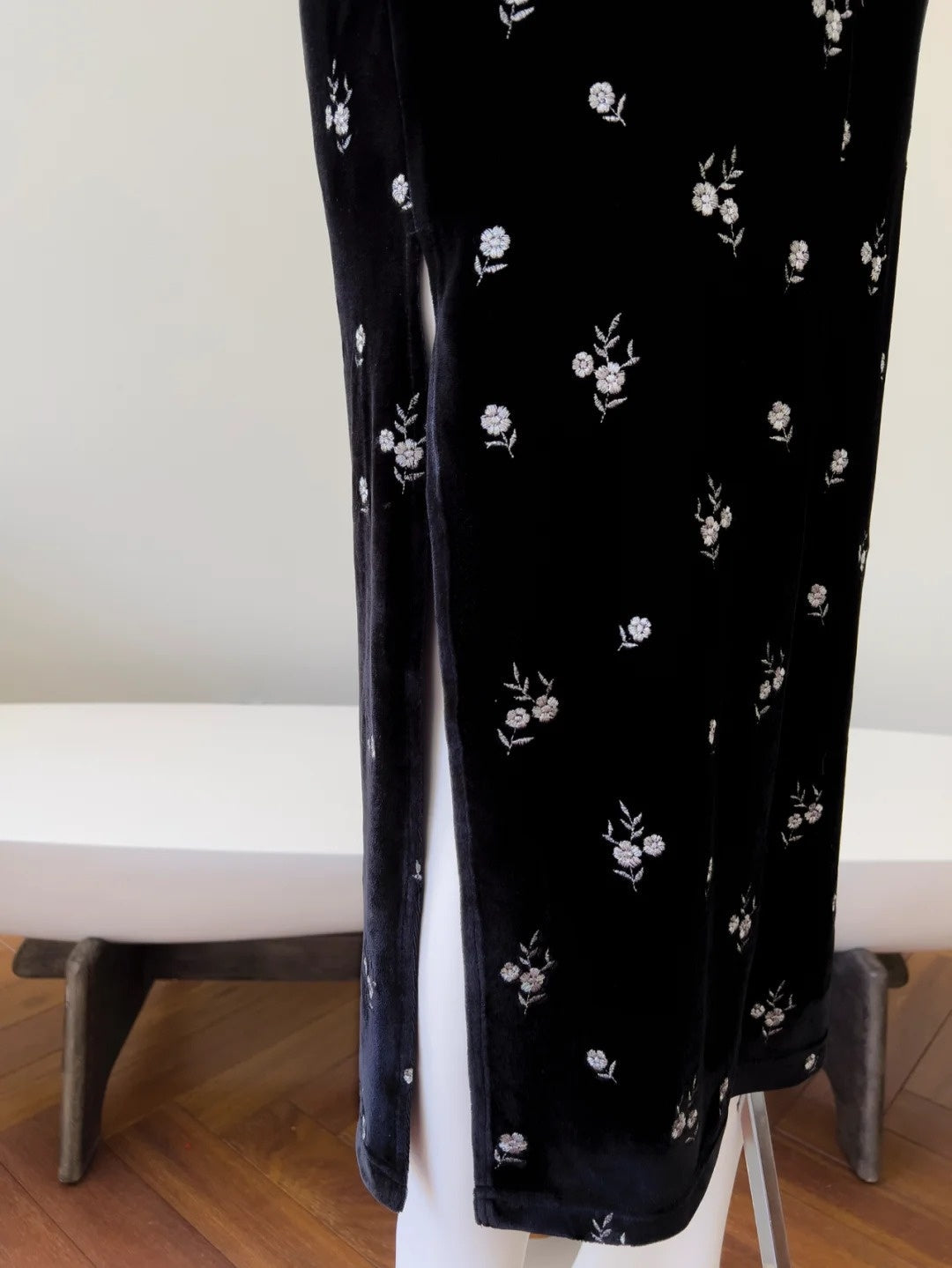 Charming Spaghetti Straps Beaded Black Prom Dress Floral Slit Sheath Evening Dress GG6039
