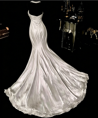 Luxury Halter Neck Ivory Prom Dress Beaded Mermaid Evening Dress GG6056