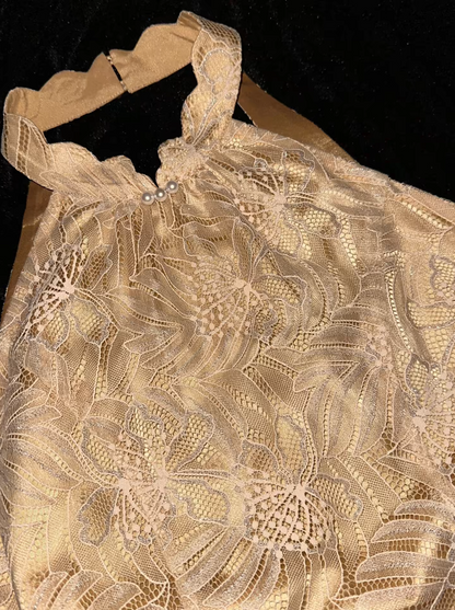 Sleek Halter Neck Gold Prom Dress Lace A-Line Evening Dress GG6062