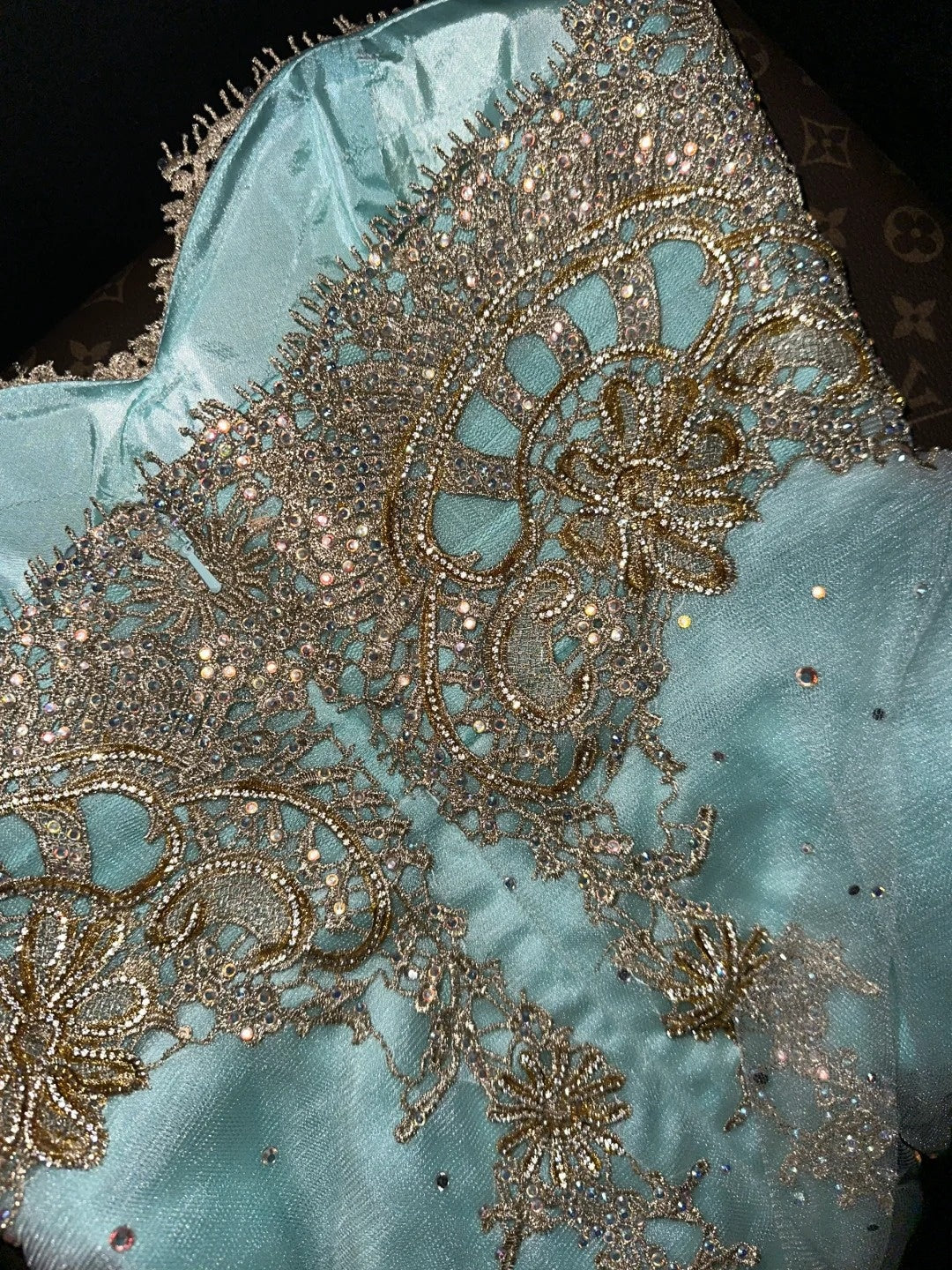 Lovely Strapless Green Prom Dress Appliques Sequins Tulle A-Line Evening Dress GG6077