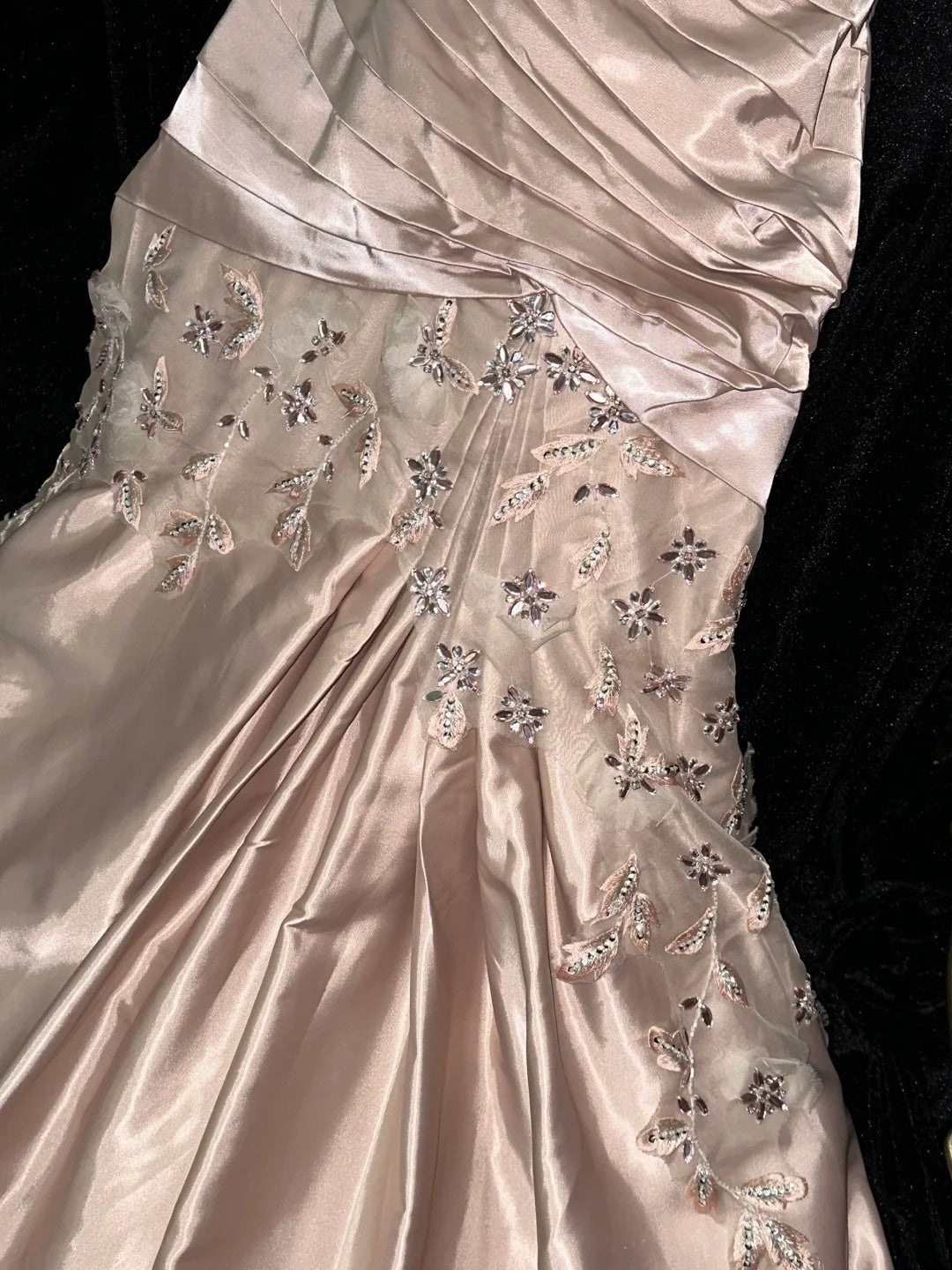 Glowing Sweetheart Neck Champagne Prom Dress Beading Crystals Mermaid Evening Dress GG6120