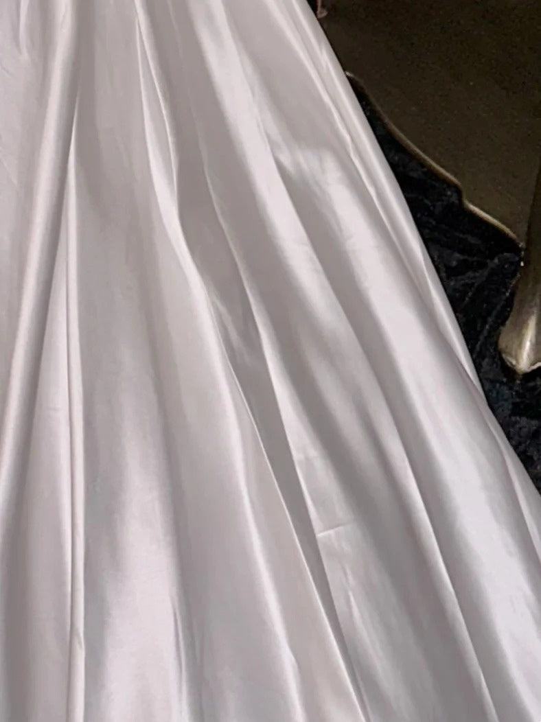 Modest White Satin Wedding Dress Short Sleeve Pearls Bridal Dress GG6157