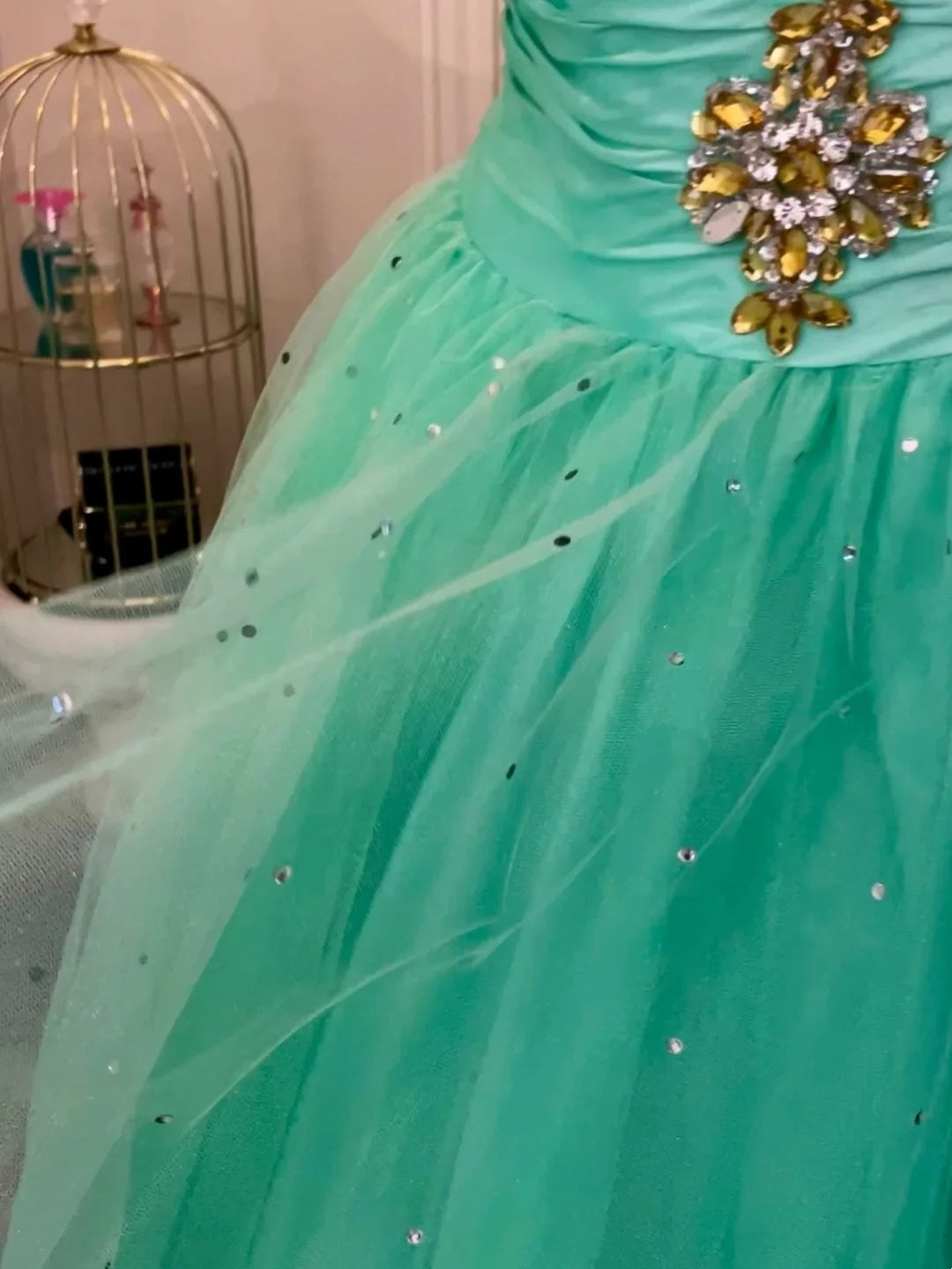 Chic Strapless Crystals Green Prom Dress Sequins Tulle A-Line Evening Dress GG6172