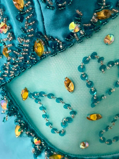 Chic Halter Neck Green Prom Dress Beading Mermaid Evening Dress GG6174