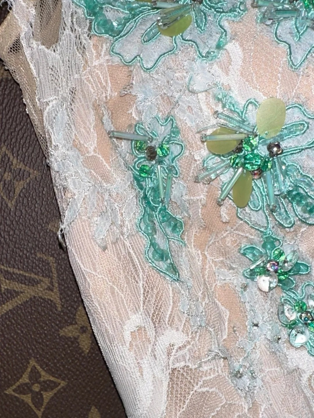 Retro Jewel Neck Pastel Green Prom Dress Appliques Lace A-Line Evening Dress GG6180