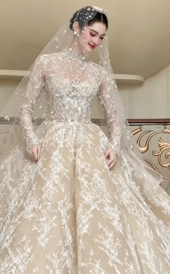Ornate High Collar Lace Wedding Dress Long Sleeve Bridal Dress GG6198
