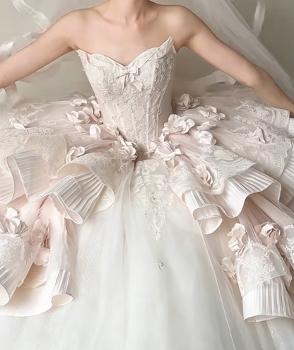 Romantic Strapless Ruffled Wedding Dress Tulle Appliques Bridal Dress GG6215