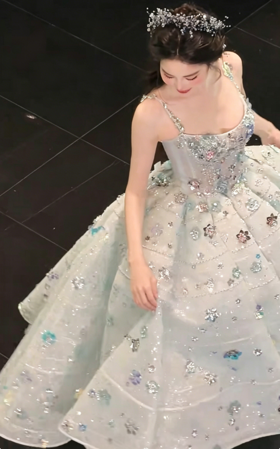 Lovely Spaghetti Straps Beading Prom Dress Blue Sequins A-Line Evening Dress GG6222