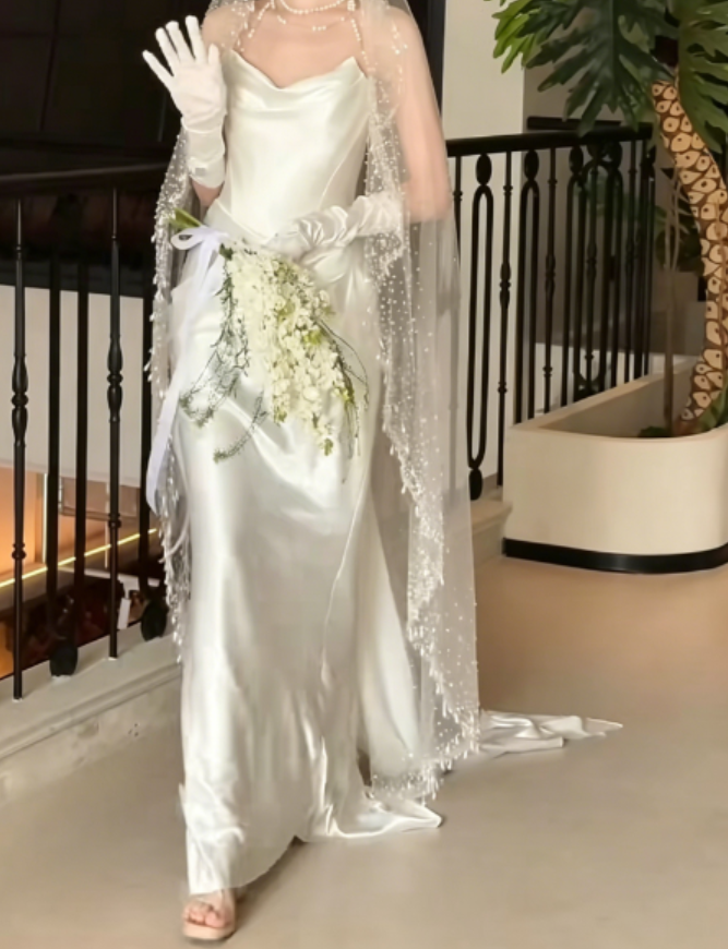 Minimalism Strapless White Wedding Dress Satin Sheath Bridal Dress GG6260
