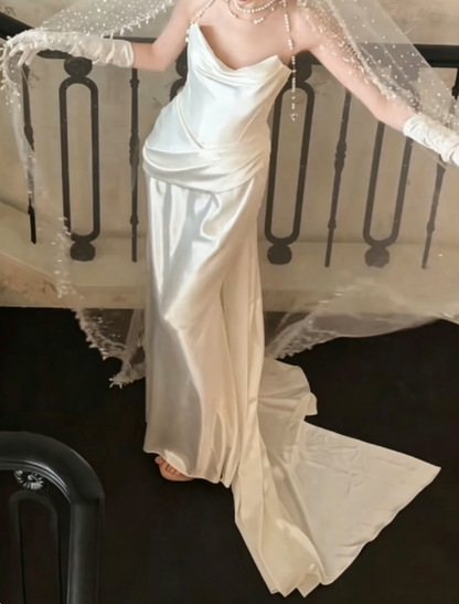 Minimalism Strapless White Wedding Dress Satin Sheath Bridal Dress GG6260