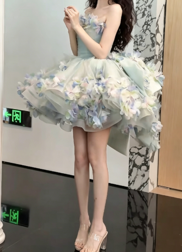 Graceful Strapless Homecoming Dress Green Tulle Birthday Outfit Appliques Party Dress GG6279